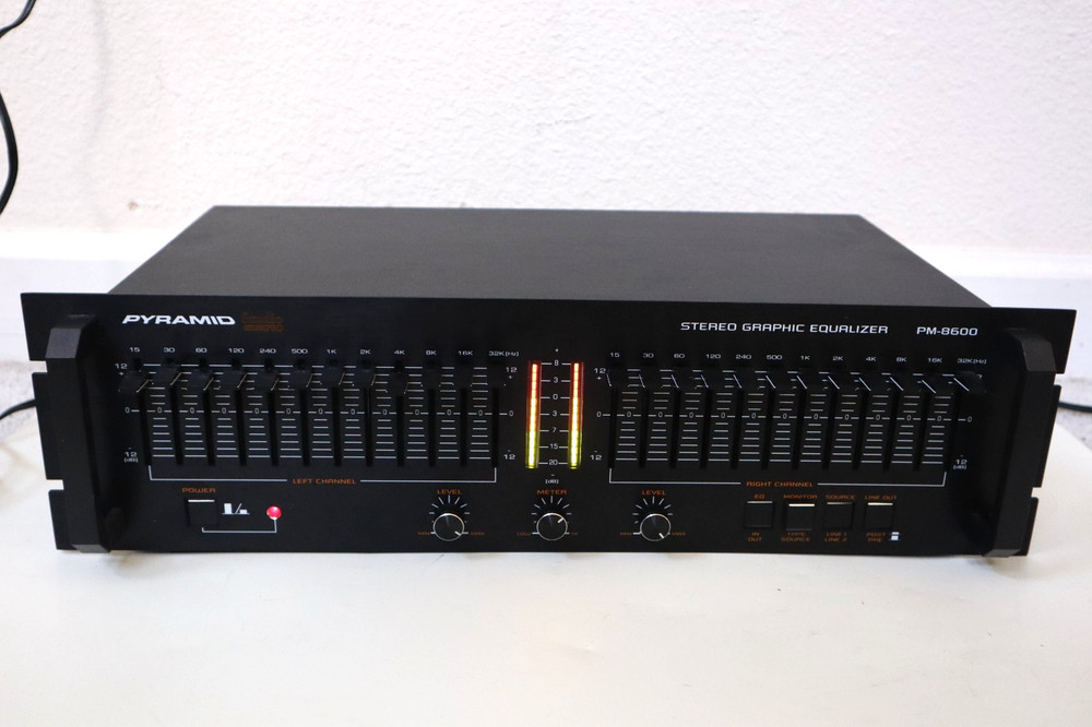 Vintage Pyramid PM-8600 Graphic Stereo Equalizer