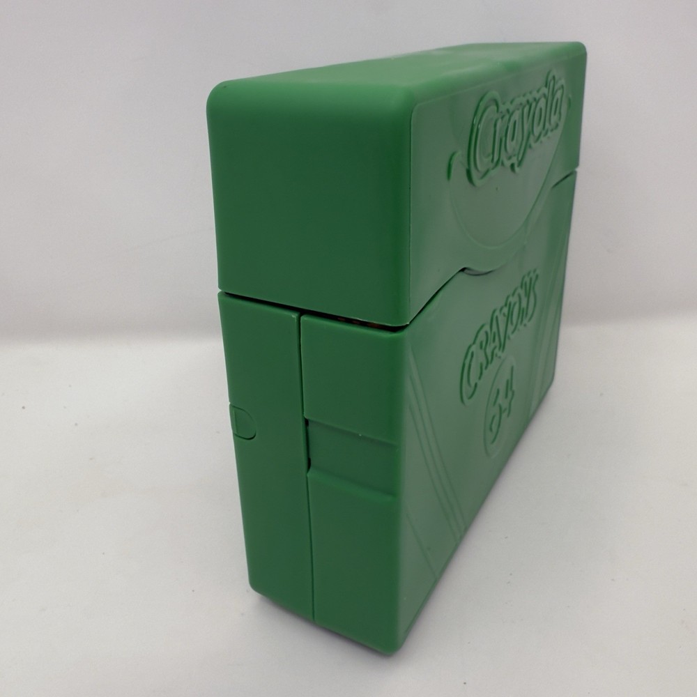 64 Crayola Crayons + Plastic Storage Case Box 2018 Hallmark Sharpener Hole Green