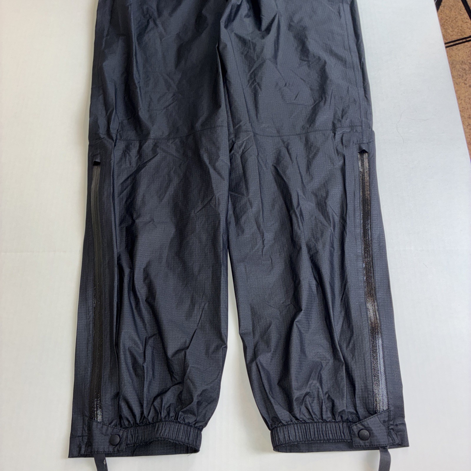 Outdoor Research Gore Tex Waterproof paclite black pants Medium