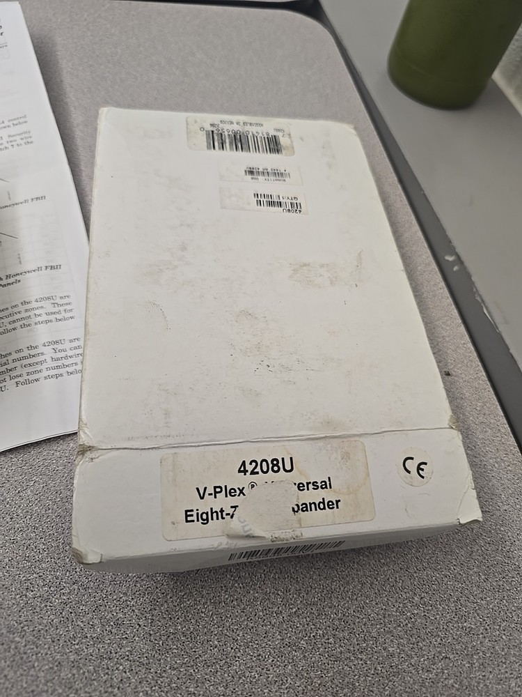 Honeywell 4208U V-Plex Universal 8-Zone Expander Module