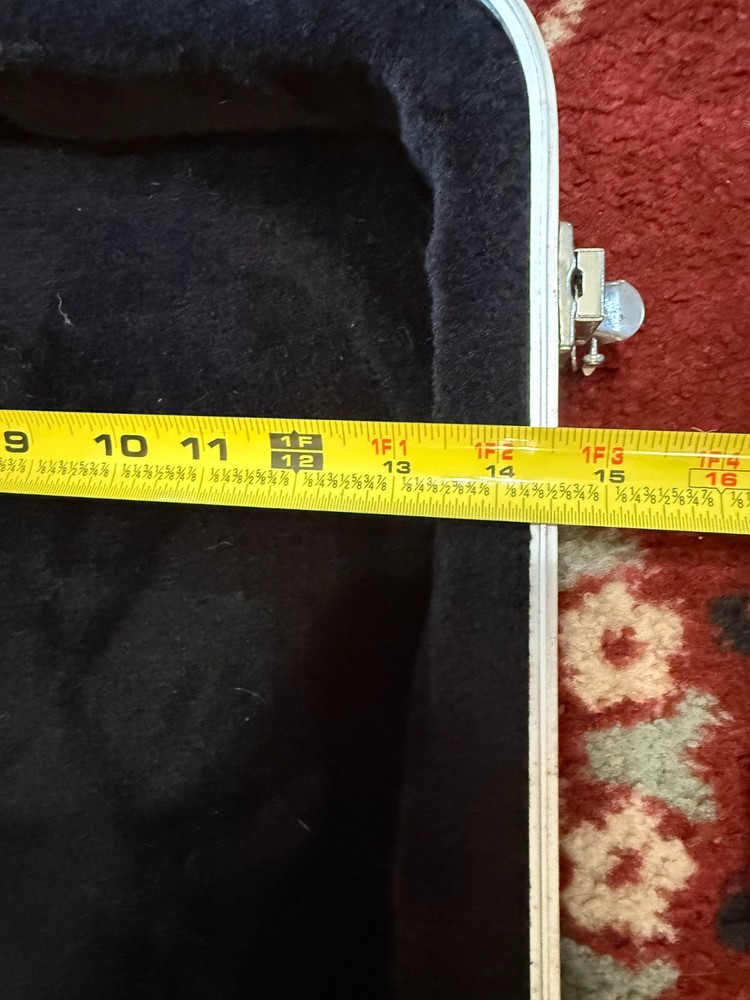 TKL Performer Rectangular Universal Strat Style Guitar Hardshell Case