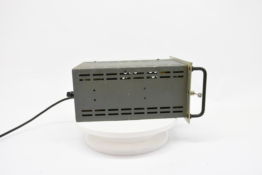 Keithley Instruments Model 102BR Decade Isolation Amplifier Tube Amplifier