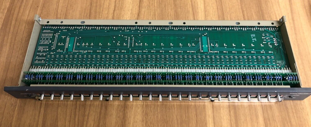 Rauland SW25 3 Position Switch Bank