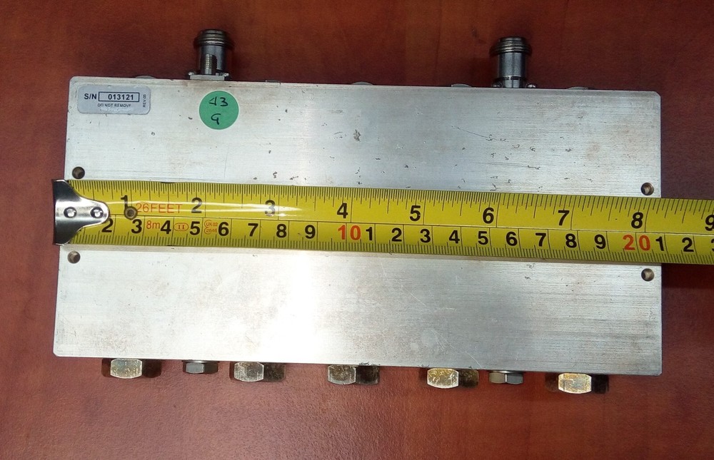 UHF BAND PASS FILTER FOR ANALOGUE OR DIGITAL BROADCAST TV