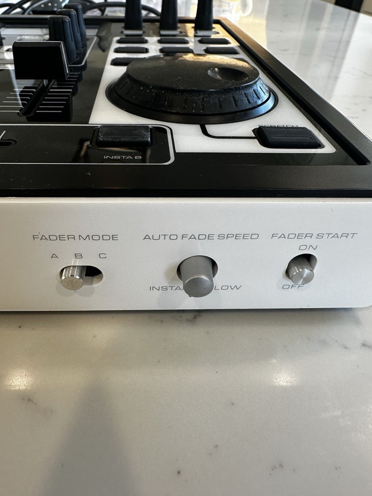 Numark NUVJ Arkaos Video Mixer Controller- Includes Instructions and Software