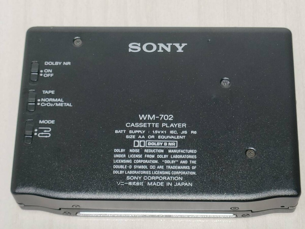 Serviced SONY WM-702