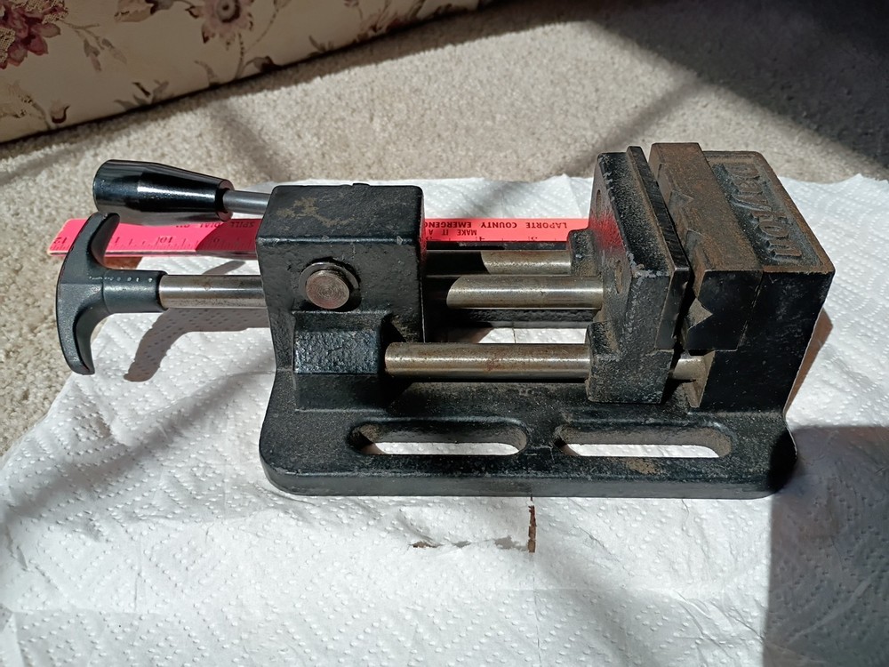 Dayton FTK06 3" Machine Vise with Fixed Base Pre-owned