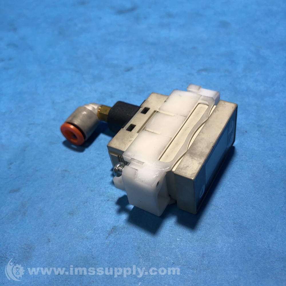 Sunx DP4-52P Digital Pressure Sensor 3676