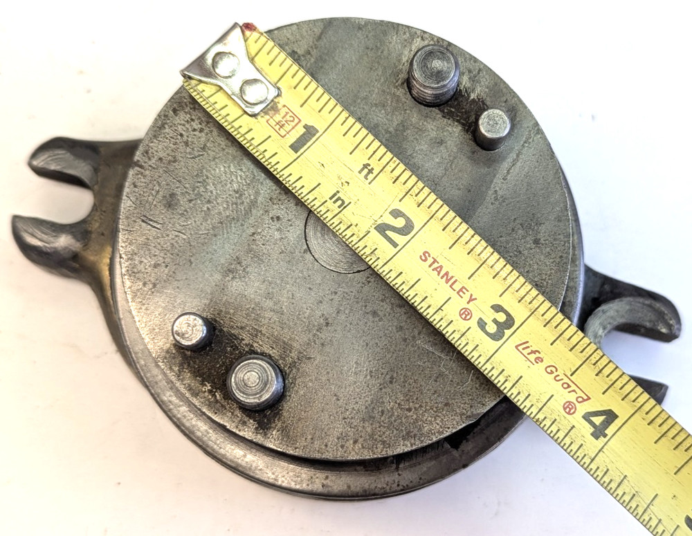 Milling Machine Swivel Base Part / repaired