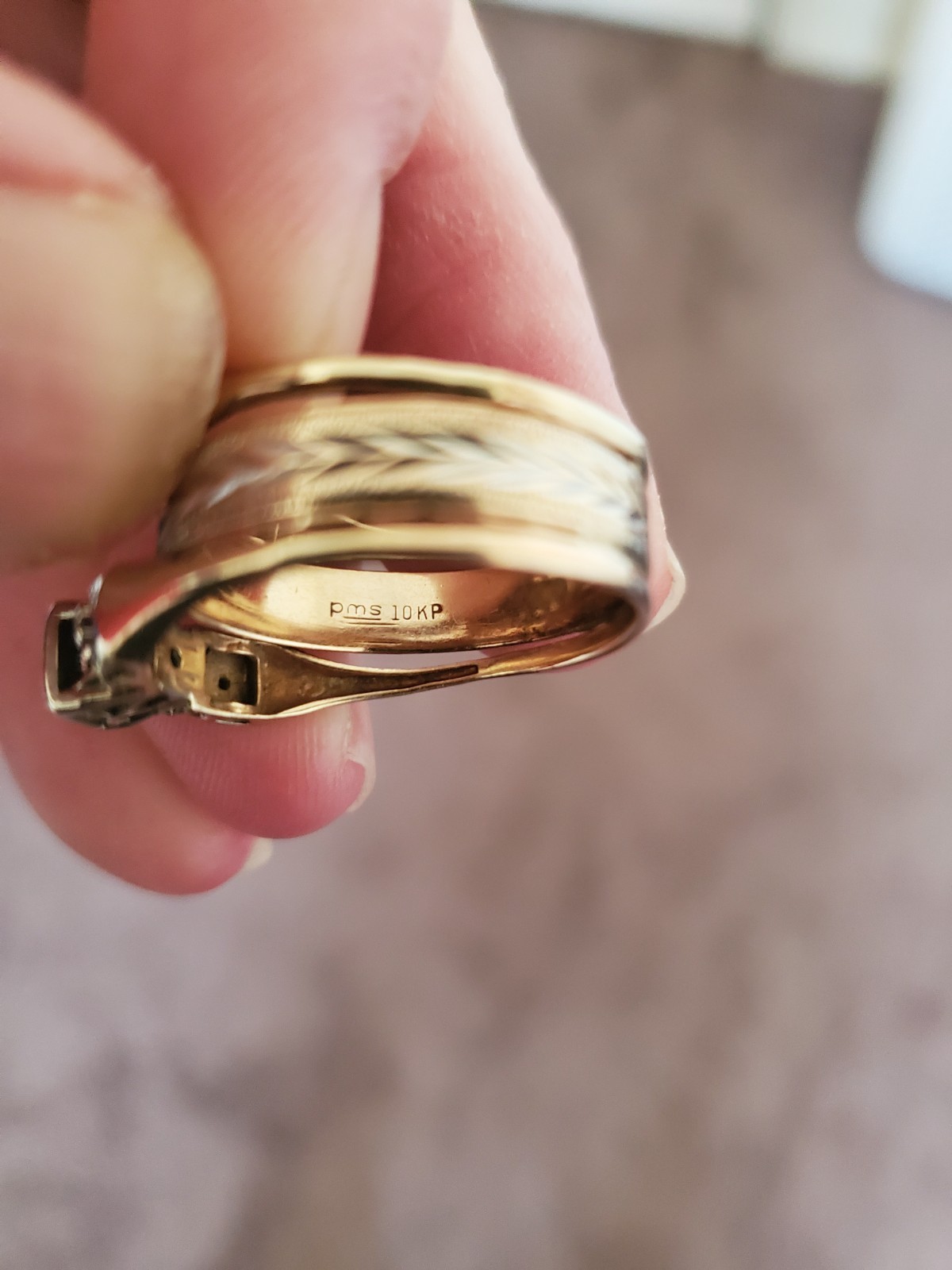 PMS 10k Yellow Gold Diamond Engagement Wedding Ring Set White Stone