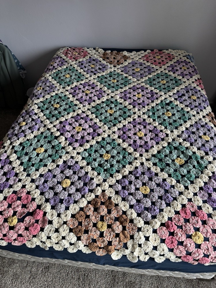 OLD Yo-Yo Quilt 76 X 72 Bedspread