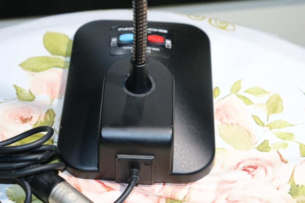 Bogen DDU250 Desktop Push-To-Talk Mic with Lock - Dynamic Uni-Directional