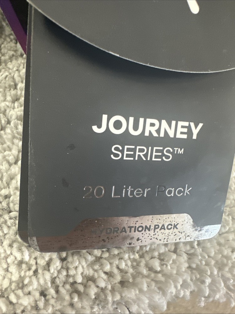 Hydro Flask Down Shift Black Hydration Pack 20 L NEW With Tags