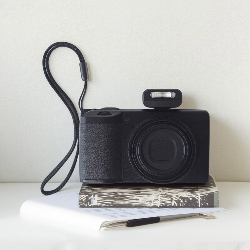 Reflx Lab Mini Flash Lite Small Camera Flash for Digital & Film Cameras