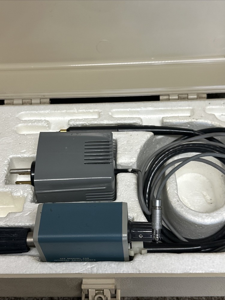 Tektronix P6045 FET Probe W/Case