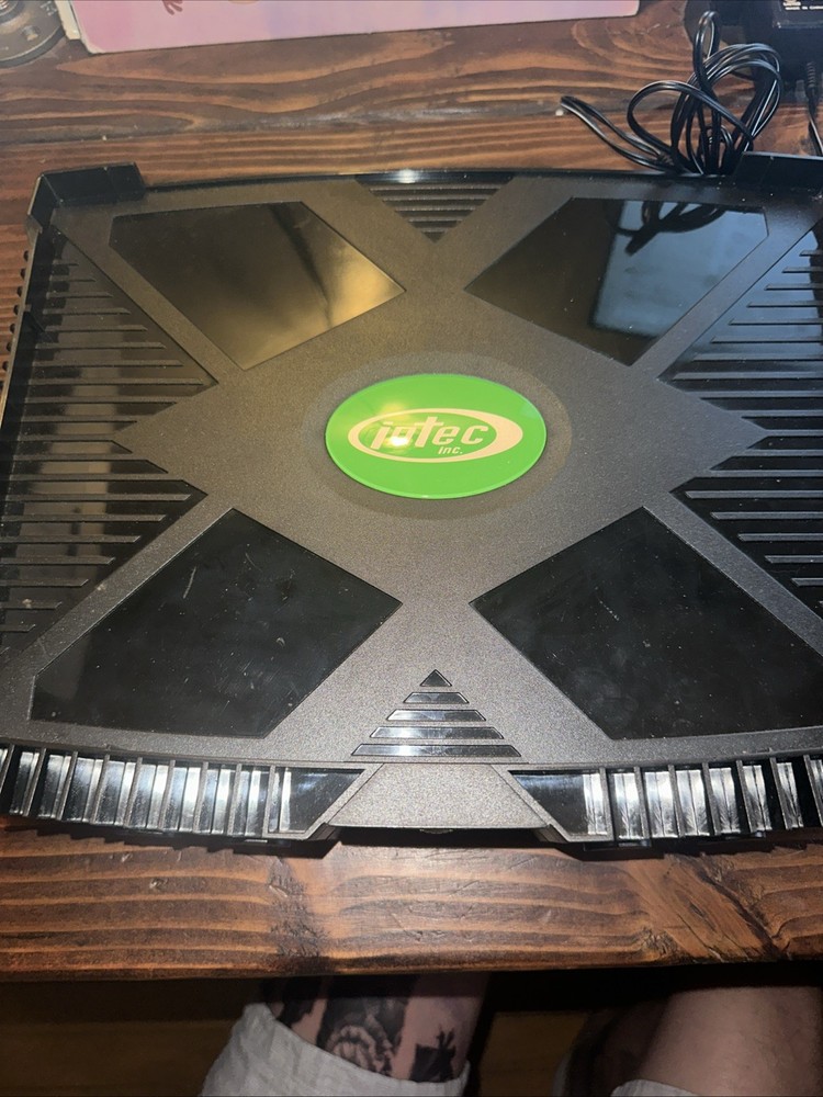 Intec System Xbox AV Selector Switch Model G8470 – Powers On, Tested, No Remote