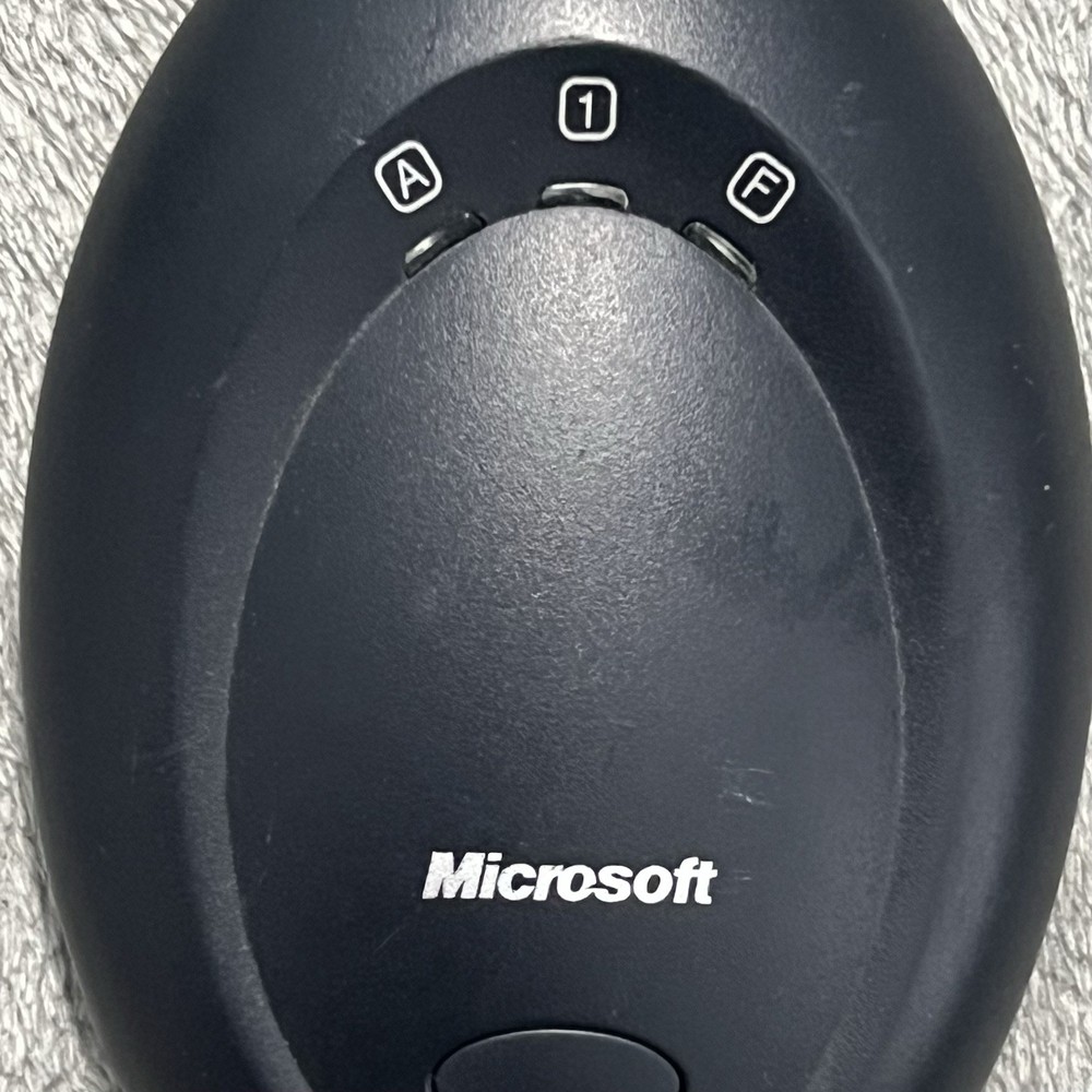 Microsoft Wireless Desktop Mouse Keyboard Receiver 3.1 Model 1028 Canada 210