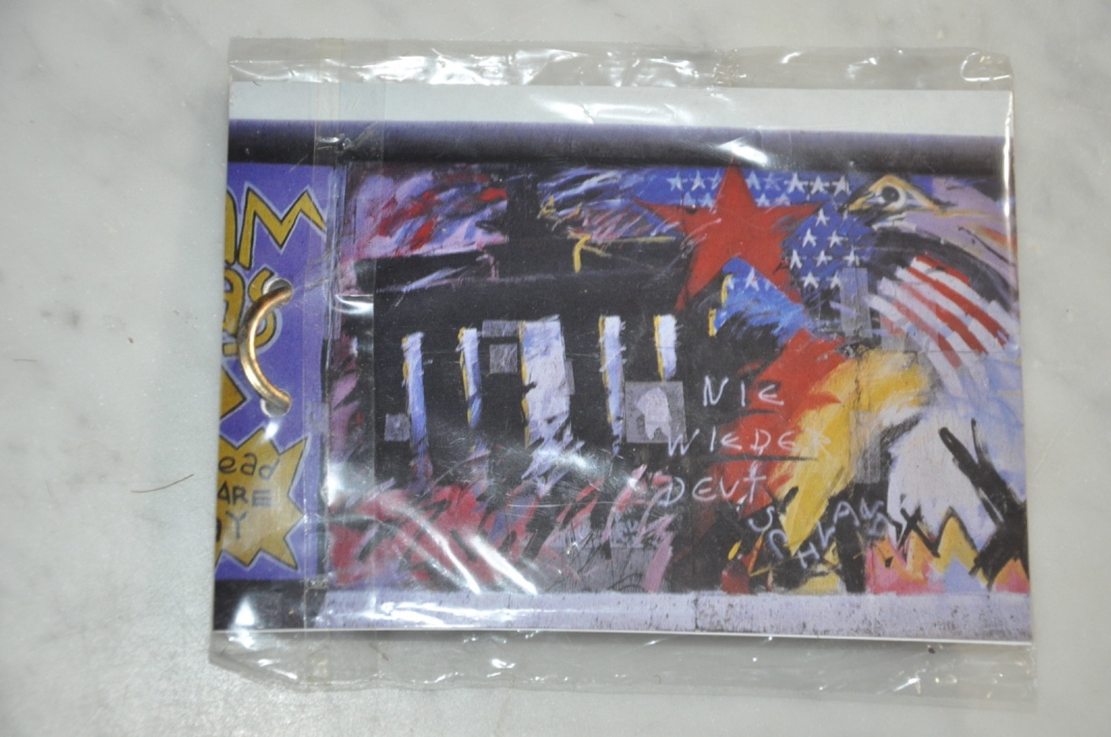 Piece Of The Berlin Wall Authentic Souvenir Keychain Die Mauer Germany