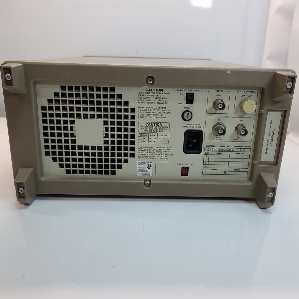 TEKTRONIX 1240 LOGIC ANALYZER