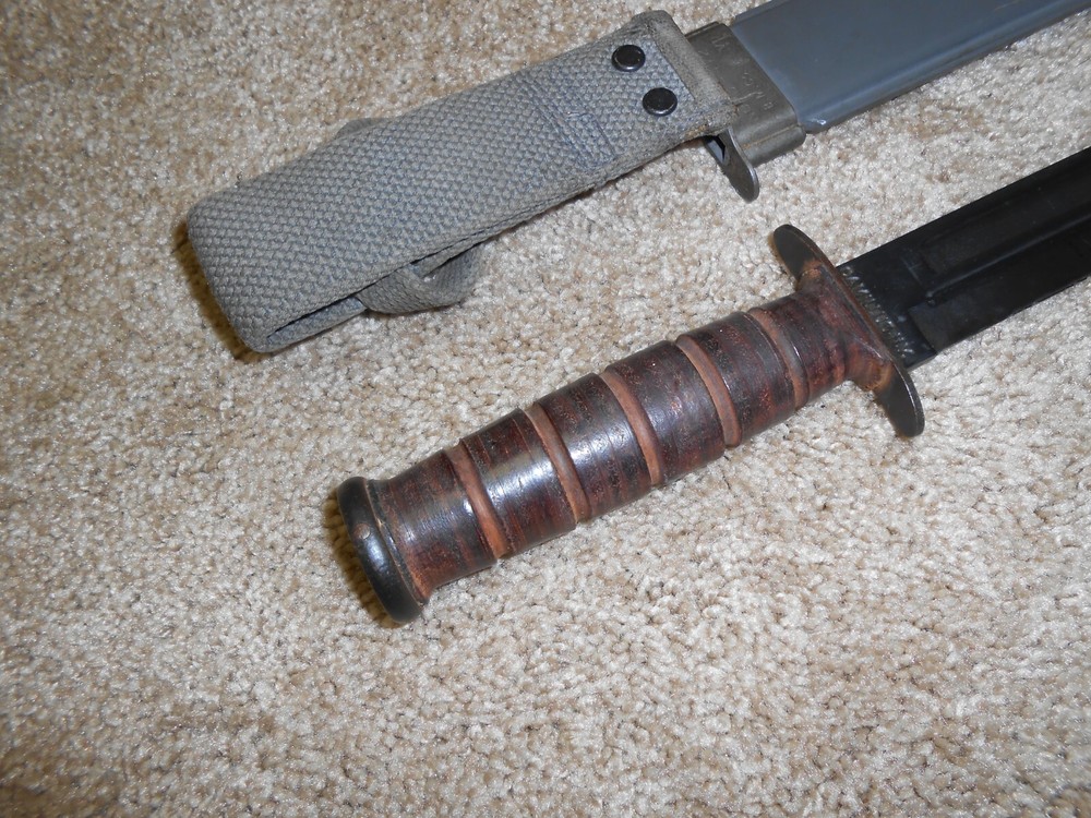 WW2 CAMILLUS MK 2 FIGHTING KNIFE U.S.N. , Nice & Clean