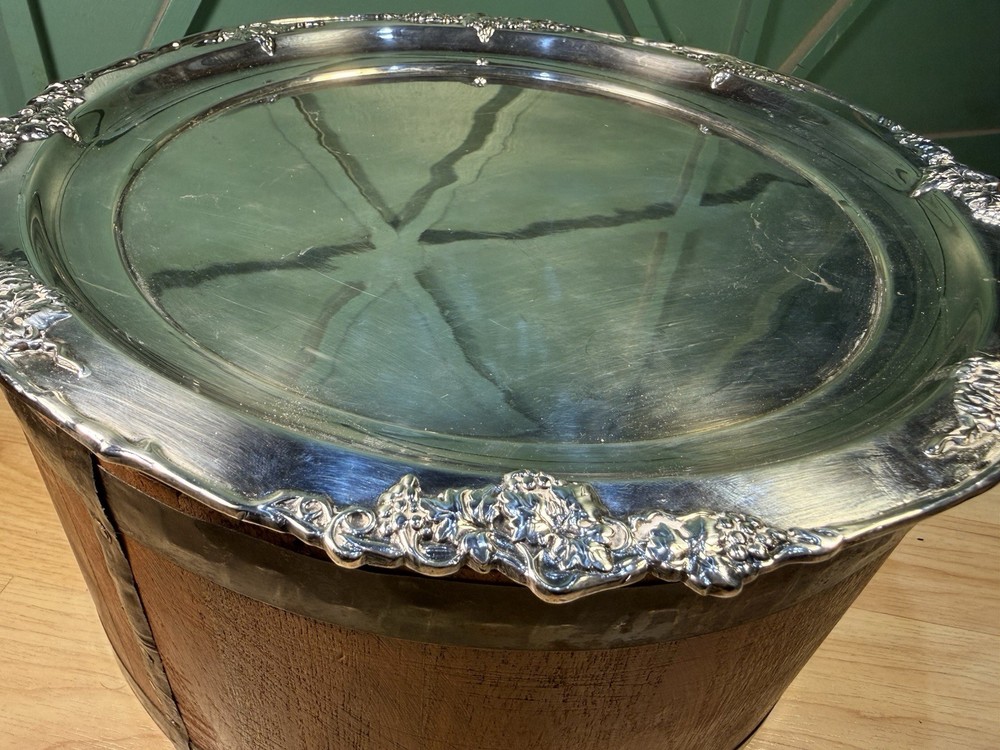 Victor Silver Co Grape 12 B 672 Plate Vintage Silver Plated Serving Platter/Tray