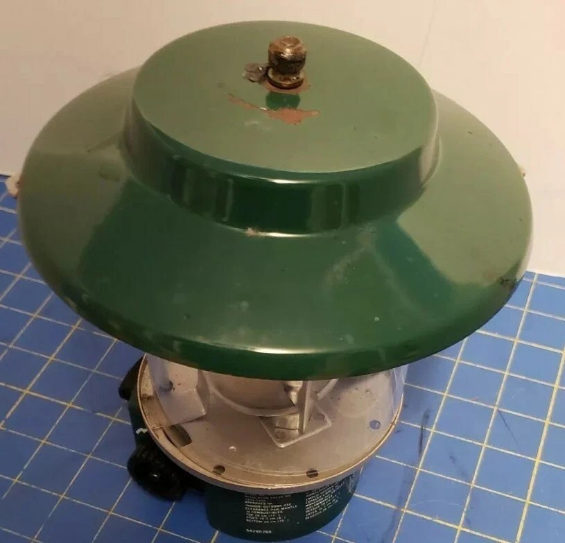 Coleman Propane Insta-Lite 2000 Lantern With Case Made in Canada Vintage Green