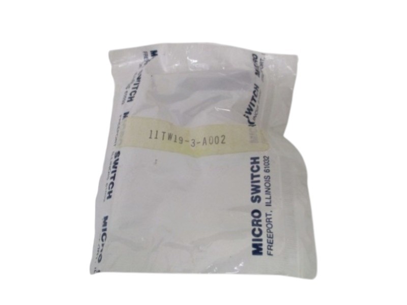 MICRO SWITCH 11TW19-3-A002 TOGGLE SWITCH NSMP