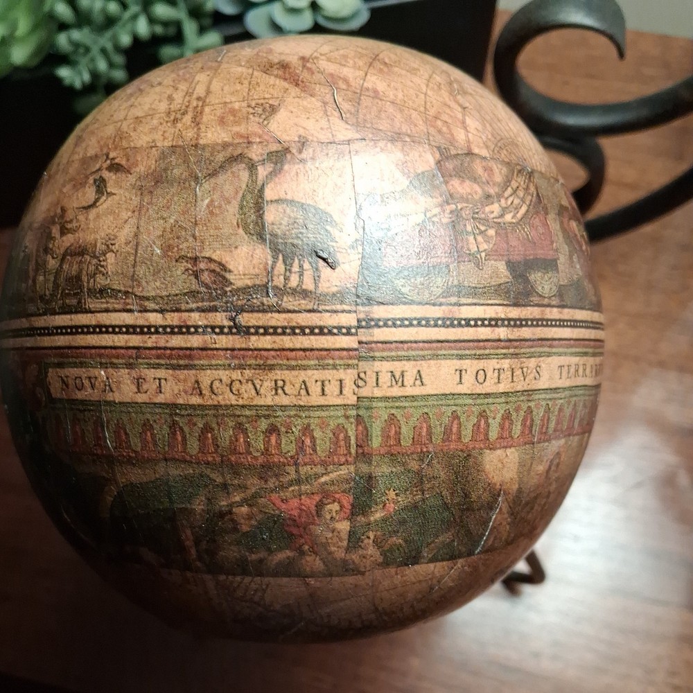 Table Top Metal Globe Decor