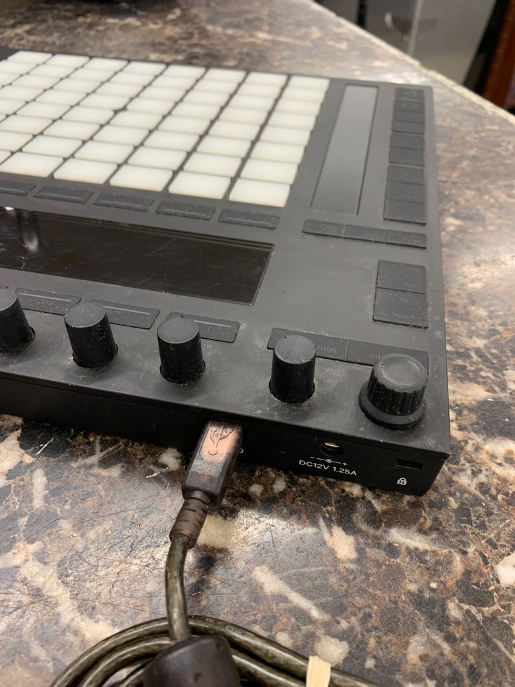 Ableton Push 2 MIDI Controller for Live / Studio