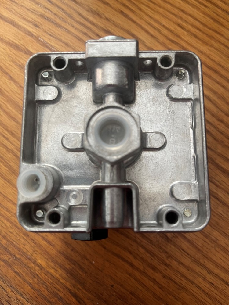 KROM SCHRODER DWG 150 PRESSURE SWITCH - NEW