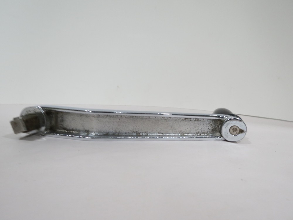 BARIENT 11" LOCKING WINCH HANDLE CHROME W/ BLACK HANDLE