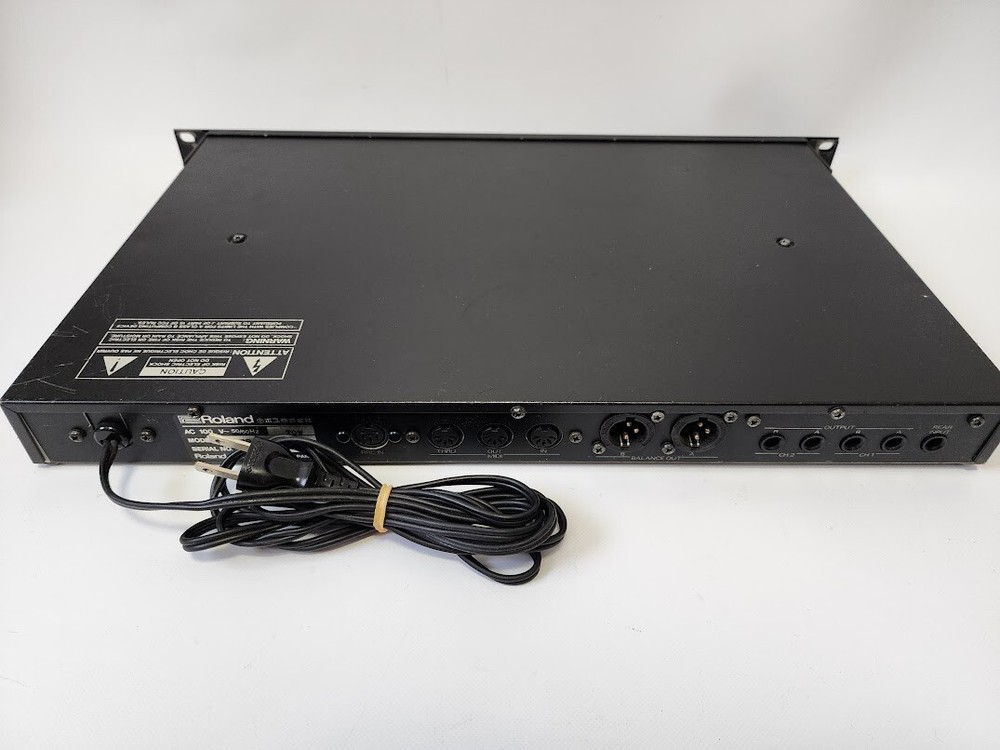 Roland GP-16 Digital Guitar Multi Effects Processor