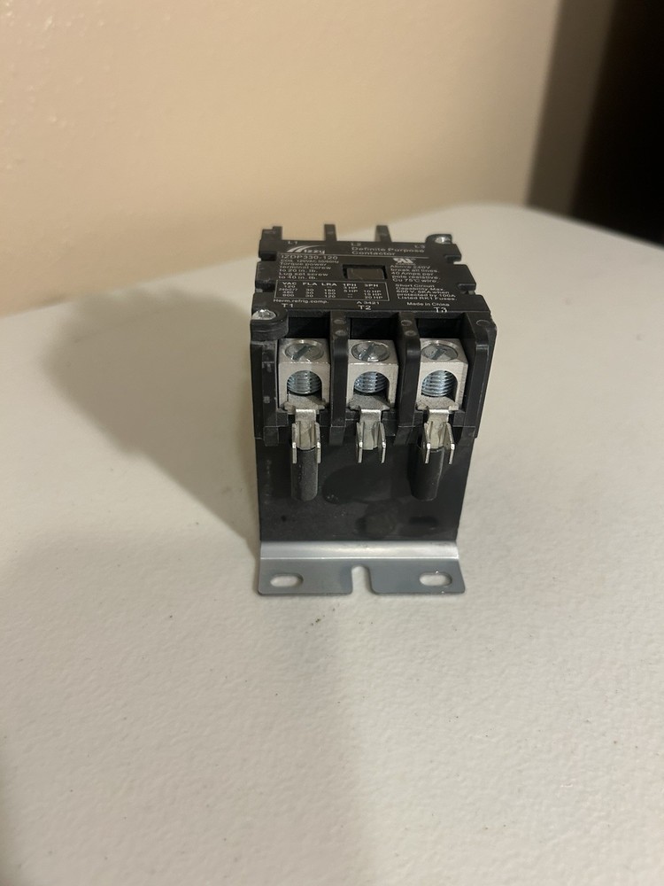 NEW Izzy IZDP330-130 Definite Purpose Contactor