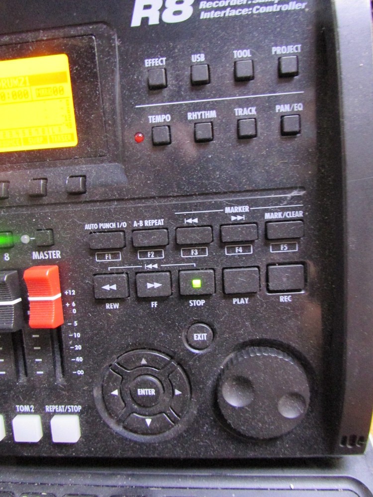 Zoom R8 Eight-Track Digital Recorder