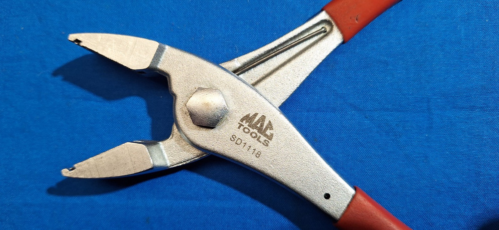 Mac Tools Multi Direction Hose Clamp Pliers SD1118 Spring Loaded Red Grip Tool