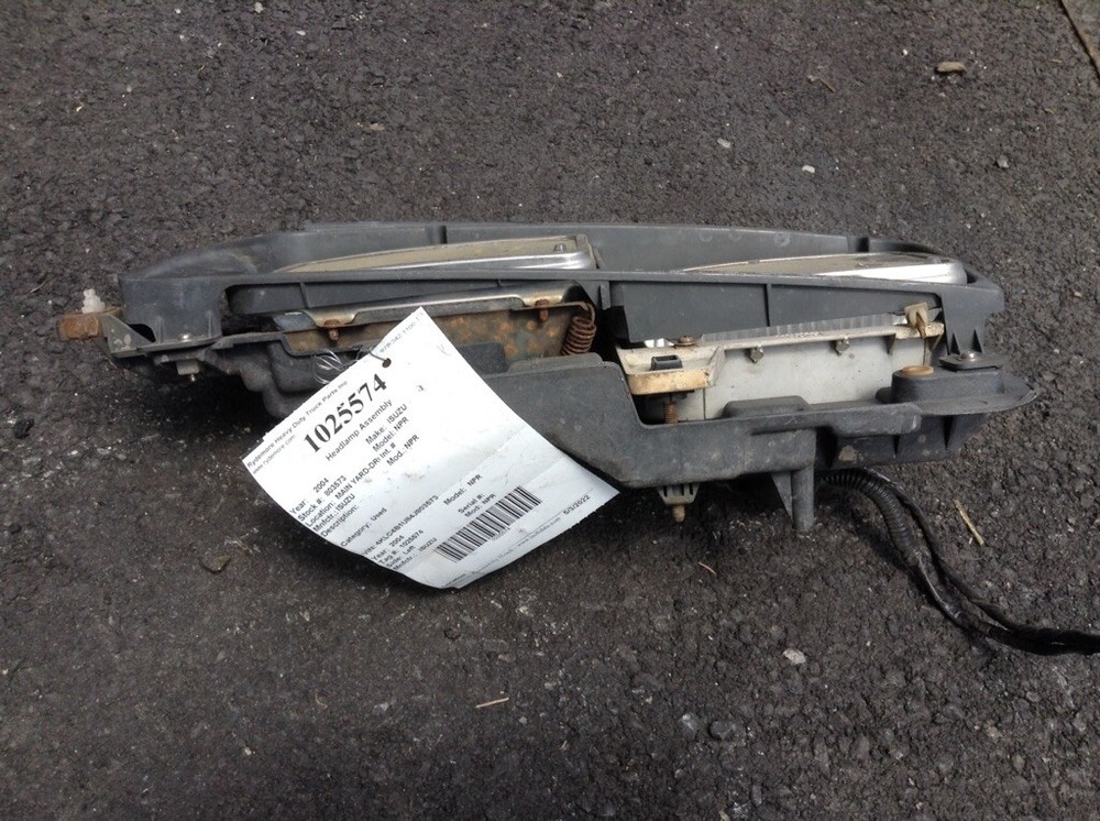 ISUZU NPR Headlamp Assembly