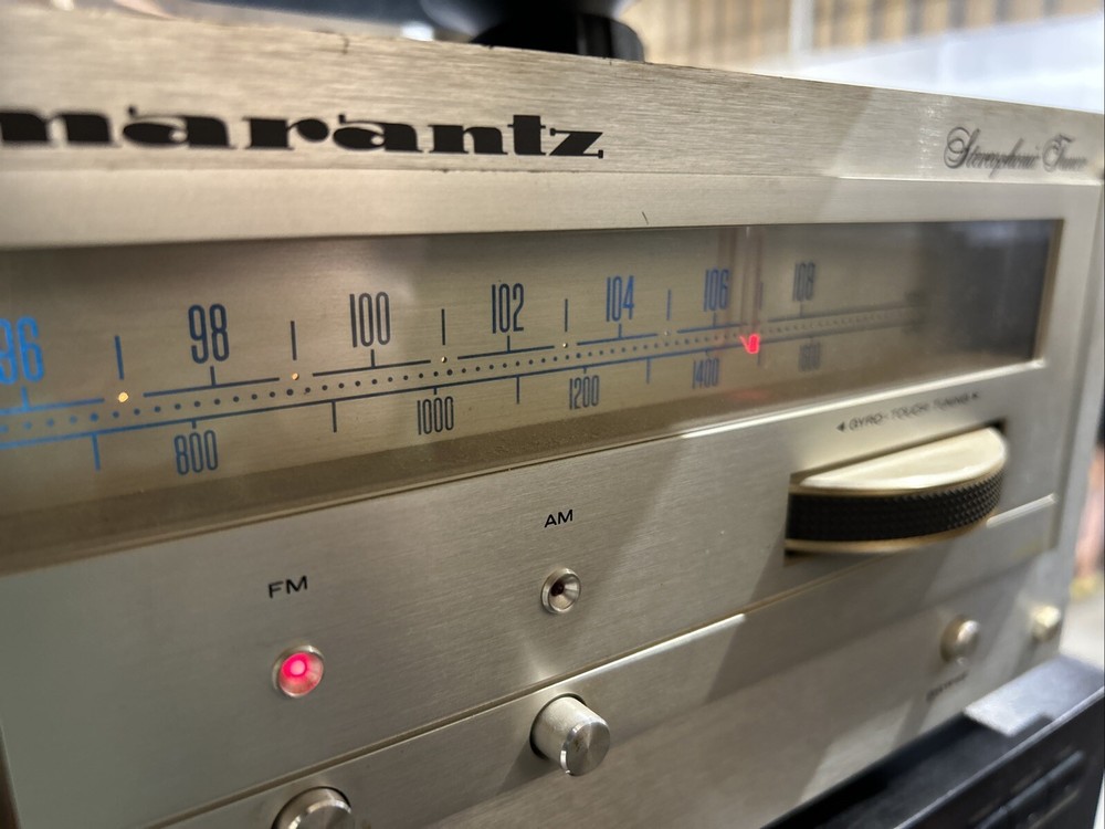 Marantz Model 2100 Stereophonic Tuner