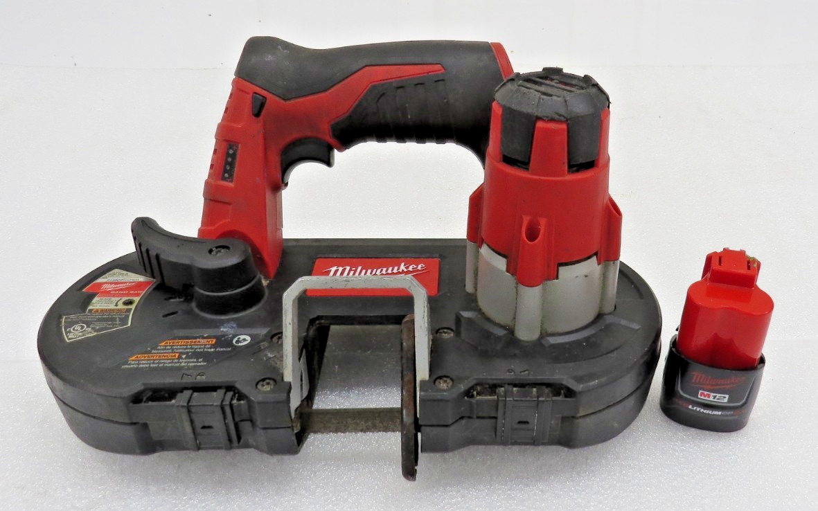 Milwaukee 2429-20 M12 Cordless Sub-Compact Band Saw W/Red Lithium CP 2.0 Battery