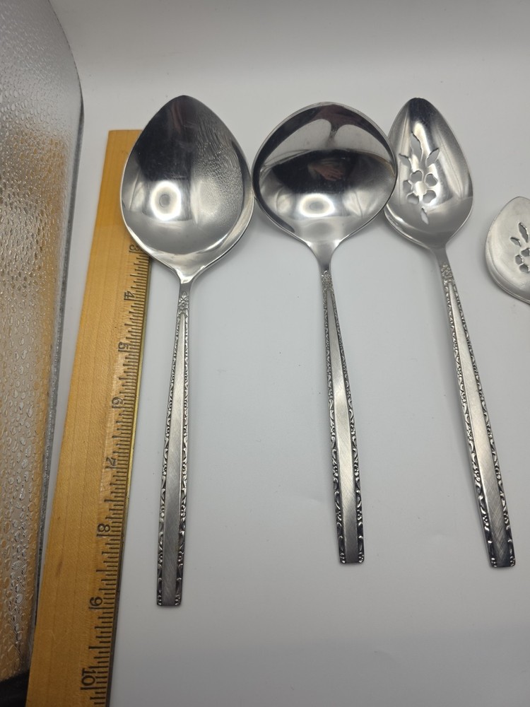 Oneida Community VIA ROMA Serving 7 pc Set