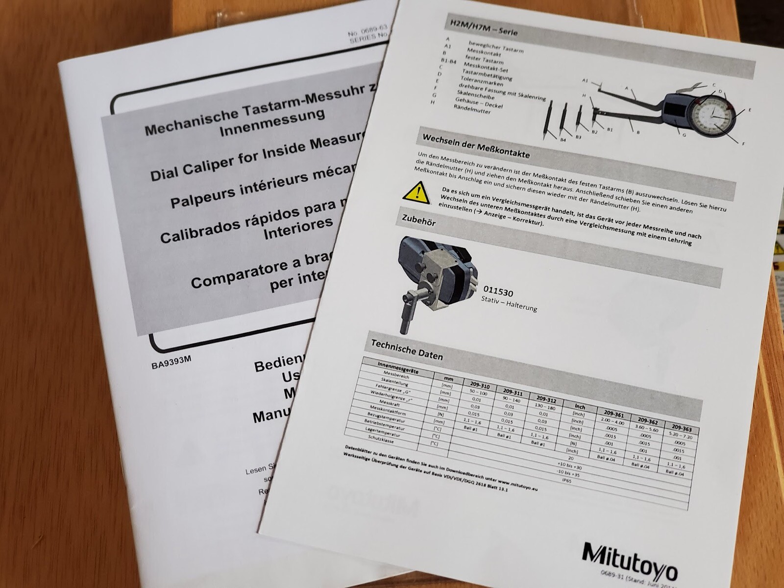 New Mitutoyo Inside Dial Caliper Bore Hole Gauge Gage Set 130-180mm / 0.01mm