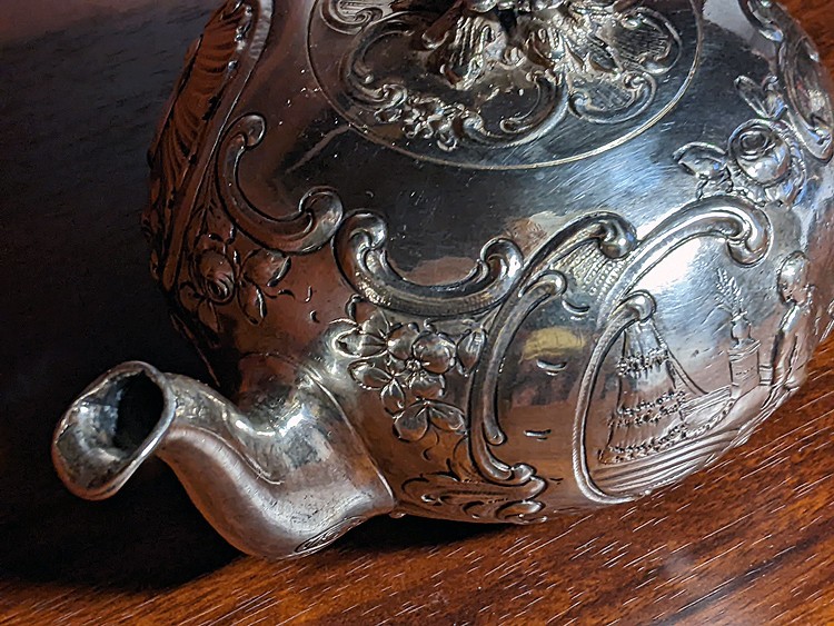 800 silver Tea Pot Germany Hanau Genre Scene 19 century 367 grams