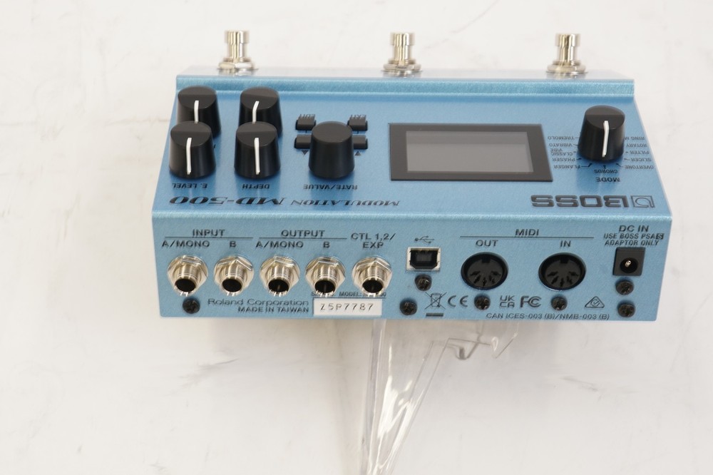 BOSS MD-500 Modulation Pedal with 12 Modes and 28 Modulation Types