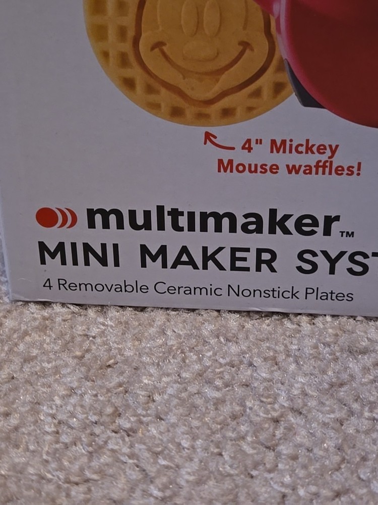 Disney Dash Multimaker Mini Waffle Maker System Mickey Mouse Friends * NEW