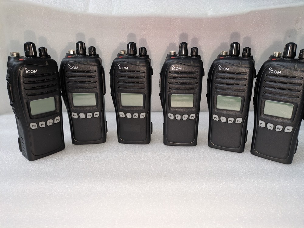 F4161DS NEW LISTING 6 EXCELLENT  USED IC-F4161DS 400 -470  UT126