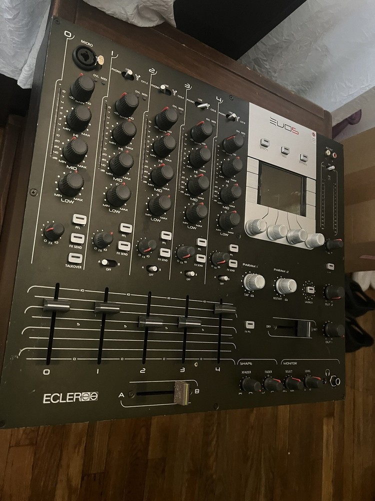 Ecler EVO5 digital mixer