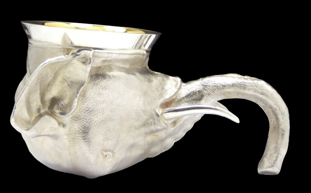 ABSOLUTELY STUNNING SOLID SILVER ELEPHANT STIRRUP CUP
