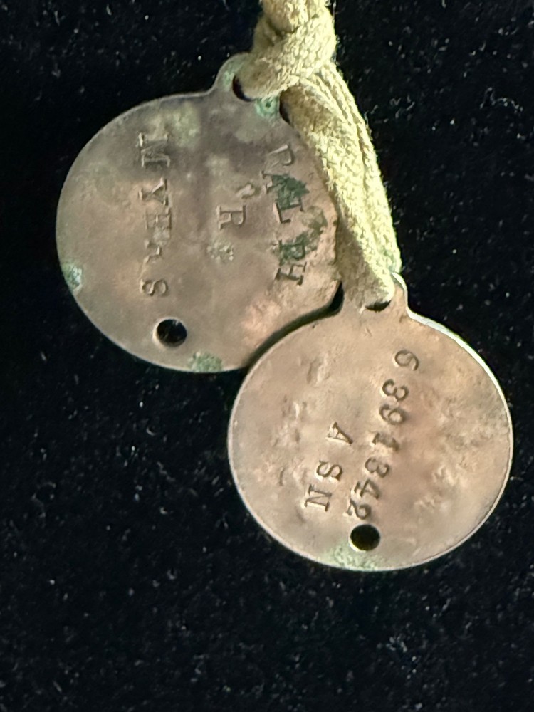 WWII ERA - ARMY DOG TAGS "RALPH R. MYERS"
