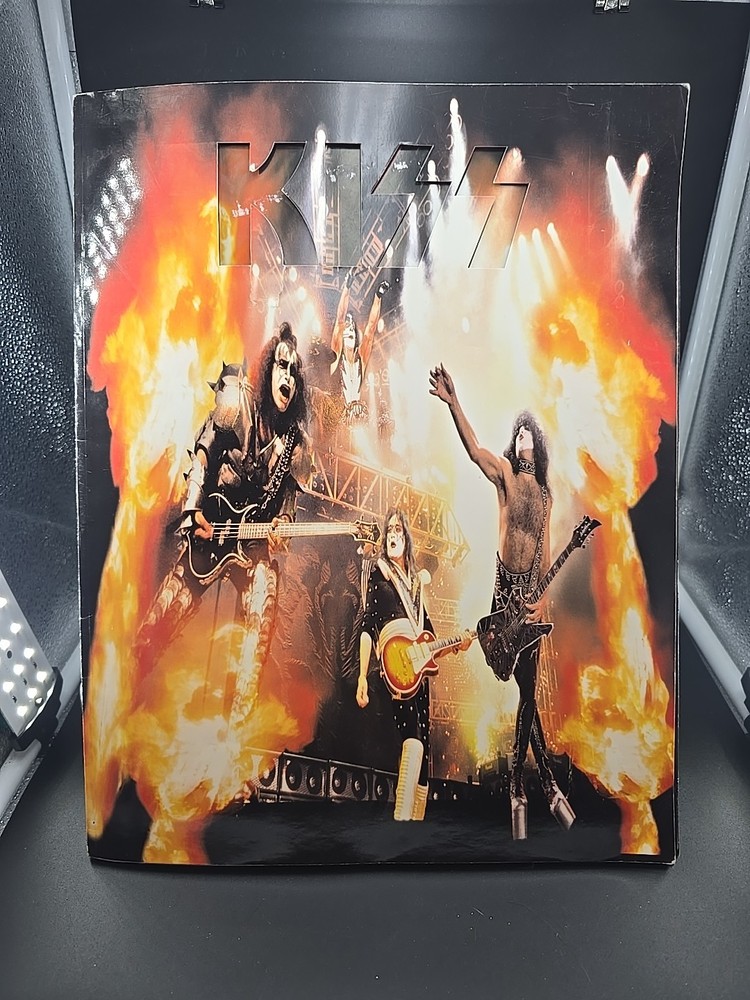 KISS FAREWELL TOUR BOOK 1973-2000