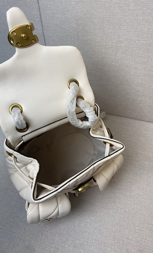 Backpack 21 CU076 White Nappa Leather