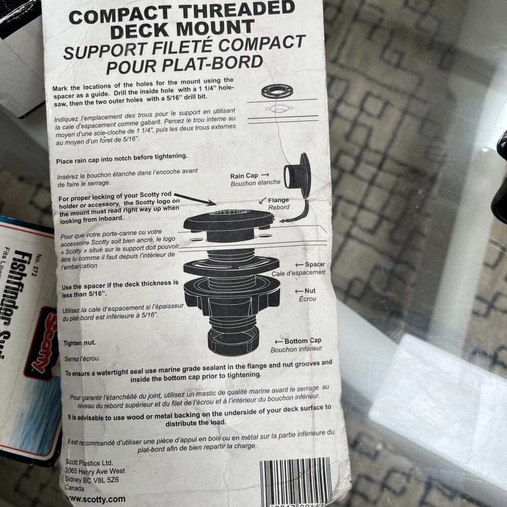 Scotty Compact Threaded Round Deck Mount #444 New UM